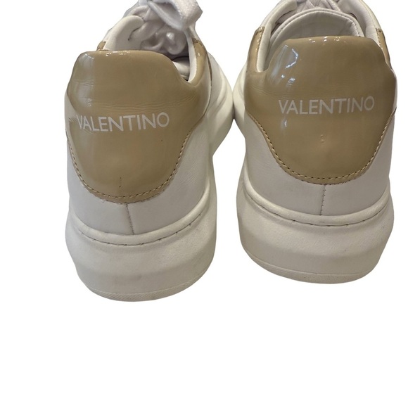 Valentino By Mario Valentino Fresia White Leather Sneaker Women's Sz 8 NEW - Picture 3 of 16